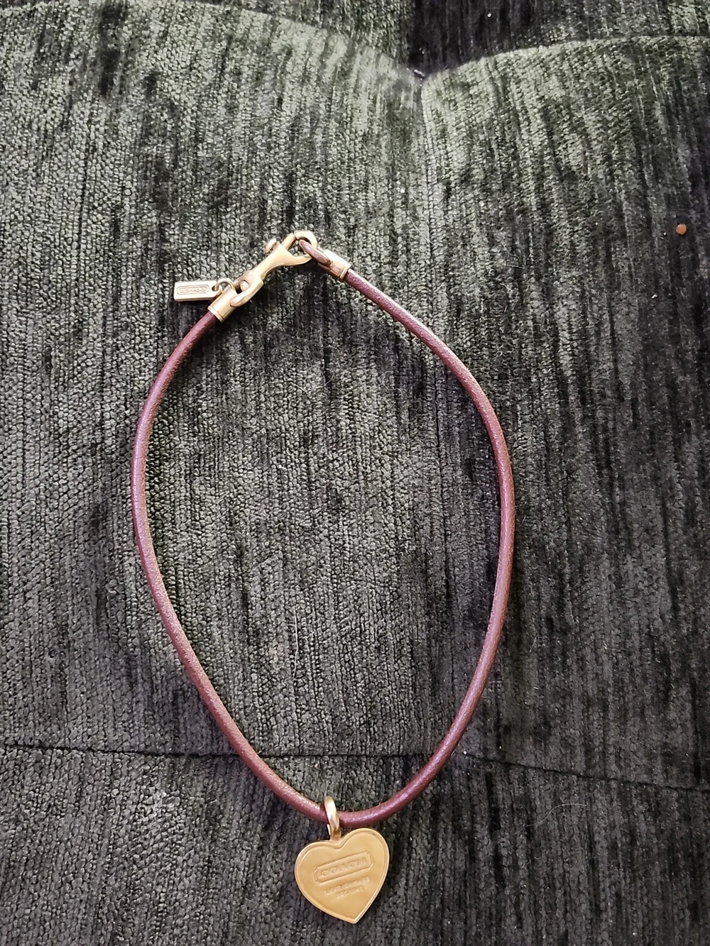 Coach Brown Leather & Brass Heart Necklace Rare Vintage Beauty 16